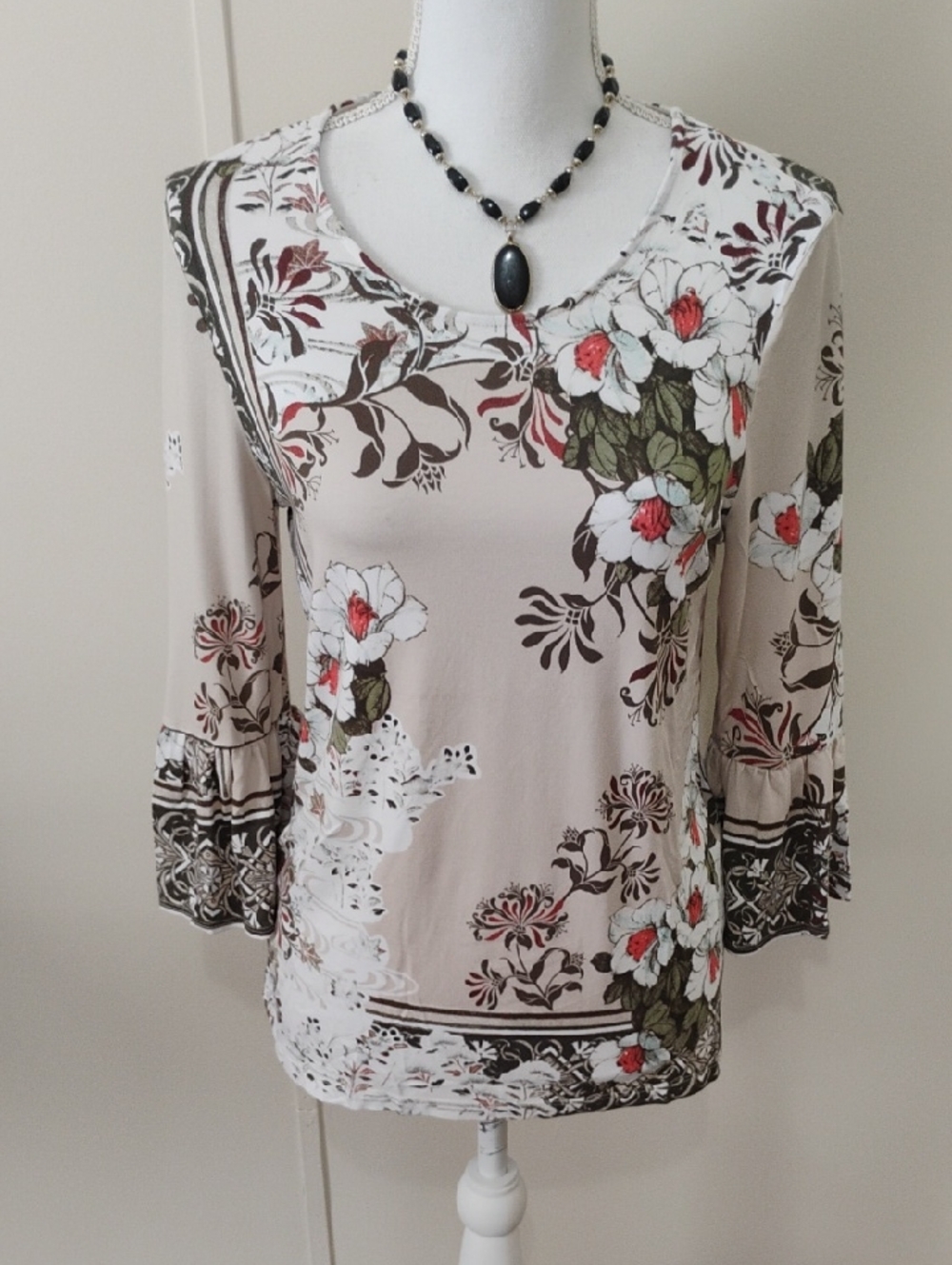 Floral Scoop Neck Women's Top in Beige with Bell Sleeves
